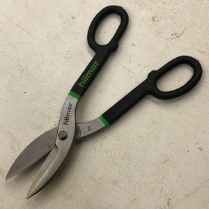 lot 190 image: Hilmor 12 Tinner Snips, New-Out-Of...