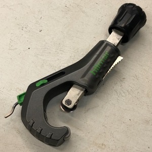 lot 193 image: Hilmor 18 To 1 34 Tubing Cutter...