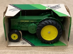 Ertl 116-Scale John Deere 1953 Mod...