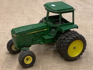 Ertl Scale Model John Deere Farm Tr...