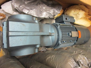 lot 208 image: SEW EURODRIVE GEAR BOX