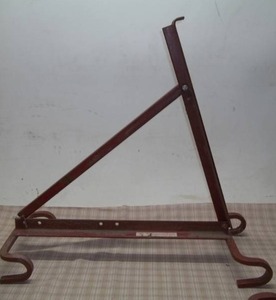 lot 98 image: Ladder Jacks