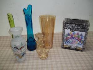 lot 103 image: Vases and More