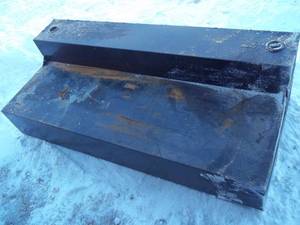 lot 153 image: 80 Gallon Fuel Holding Tank