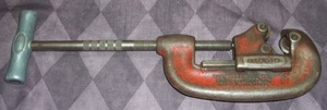 lot 18 image: Pipe Cutter