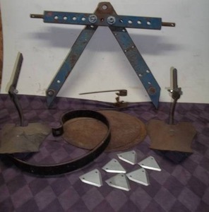 lot 43 image: Three Point Hitch and Farm Implement Pieces