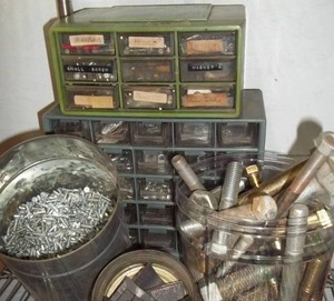lot 44 image: Misc Hardware
