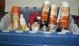 lot 50 image: Garage Chemicals