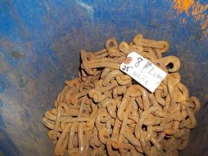 lot 173 image: Truck Tire Chains