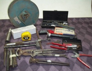 lot 201 image: Misc Hand Tools