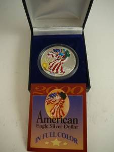 lot 45 image: 2000 .999 Fine Silver Based On Adolph Weinman 1916 Walking Liberty