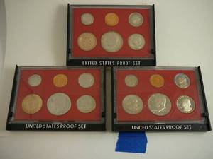 lot 54 image: 3-United States Proof Coin Set In Box