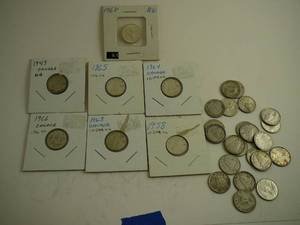 lot 123 image: 29 Canadian Silver Dimes