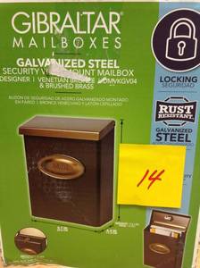 lot 14 image: Gibraltar Mailboxes Designer Medium Venetian Bronze Vertical Wall-Mount Locking Mailbox open box in very good condition