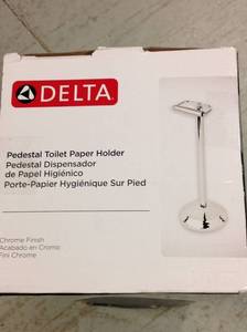 lot 69 image: Delta Freestanding Toilet Paper Holder in Chromein good condition
