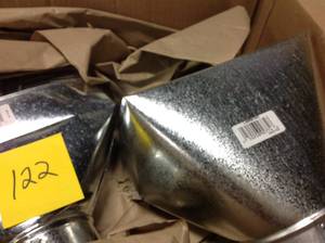 lot 122 image: Master Flow 6 In Universal Register Boxin good condition