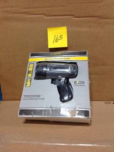 lot 165 image: Defiant 450 Lumen LED Compact Rechargeable Spotlightin good condition