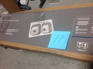 lot 77 image: Glacier Bay Drop-In Stainless Steel 33 in. 4-Hole Double Bowl Kitchen Sink&nbspnot used