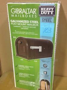 lot 103 image: Gibraltar Mailboxes Garrison Steel Post-Mount Large Mailbox in Venetian Bronze in good condition