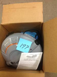lot 197 image: Bucket Head 5 Gal. 1.75-Peak HP Wet Dry Vac in good condition