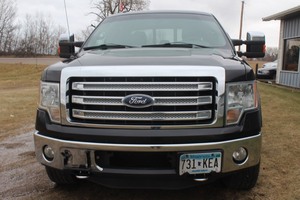 lot 4670 image: 2013 Ford F150 Lariat Crew Cab 4x4 - 1 Owner -