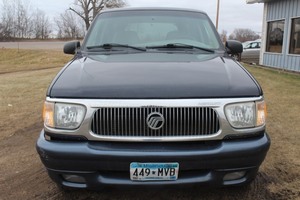 lot 4676 image: 1999 Mercury Mountaineer AWD