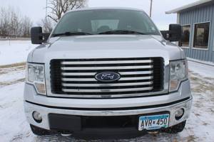 lot 4691 image: 2012 Ford F150 XLT Crew Cab 4x4 - 2 Owners -