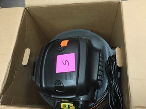 lot 5 image: 12 Gal. 5.0-Peak HP NXT WetDry Vac&nbspin good condition