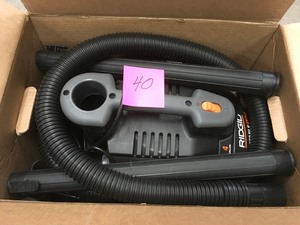 lot 40 image: RIDGID 4 Gal. 5.0-Peak HP Portable WetDry Vacuum not used
