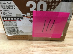 lot 111 image: Murray General Duty 30-Amp 120-Volt Single-Pole Indoor Fusible Safety Switch   in good condition
