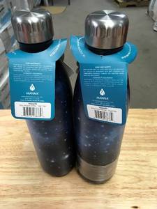 lot 132 image: Vogue 25 oz. Night Sky Stainless Steel Vacuum Insulated Bottle by Manna   in good condition