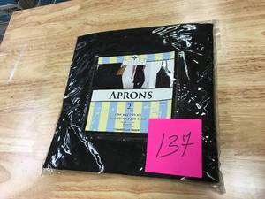 lot 137 image: Nouvelle Legende Commercial Grade Kitchen Apron - 2 Pack not used