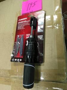 lot 195 image: Husky 12-in-1 Quick-load Ratcheting Screwdriver with 6 Driver Blades in Handle  MISSING 2 PCS   in good condition