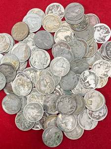 lot 26 image: Lot of 87 Buffalo Nickels