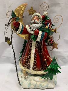 lot 6 image: Vintage Santa Claus & Toys Decoration (heavy)