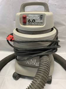 lot 20 image: Shop Vac 6amp Quiet Super Power Vacuum