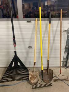 lot 42 image: 5pc Rake & Shovel Lot