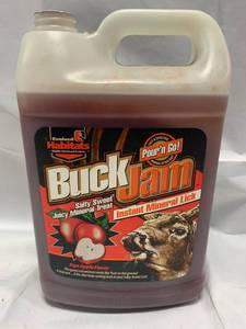 lot 55 image: Buck Jam 1 Gallon Mineral Lick