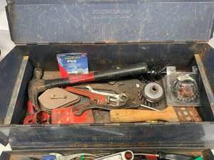 lot 96 image: Vintage Toolbox Full of Tools
