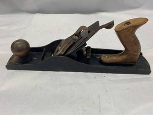lot 99 image: Antique Wood Plane Made in USA 13 12 Long