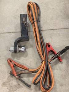 lot 104 image: 2 Ball Hitch & Jumper Cables