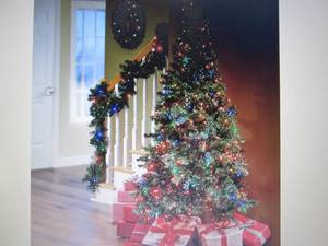 Prelit Tree, Wreath and Garland Set...