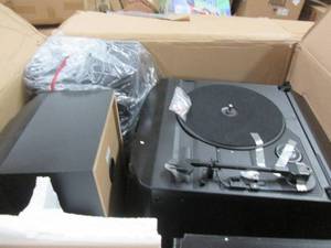 Music System with 3-Speed Turntable...