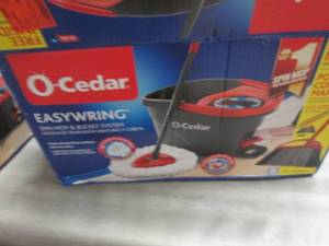 O-Cedar Easy Wring Spin Mop open bo...