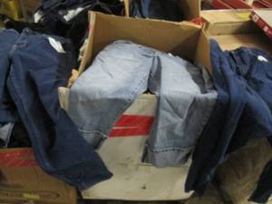 Large Box of Assorted New Ladies Si...