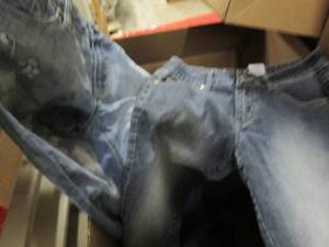 Box of Assorted New Juniors Size 7...