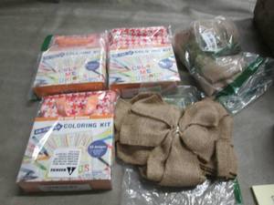 3 On the Go Coloring Kits, 2 Burlap...