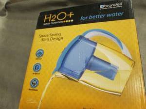 NIB Brondell H2O 6-Cup Water Filtr...