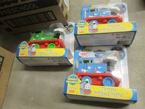 3 Fisher Price Thomas  Pullback Puf...
