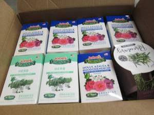 7 Each Jobes Plant Food, Grow Kit...